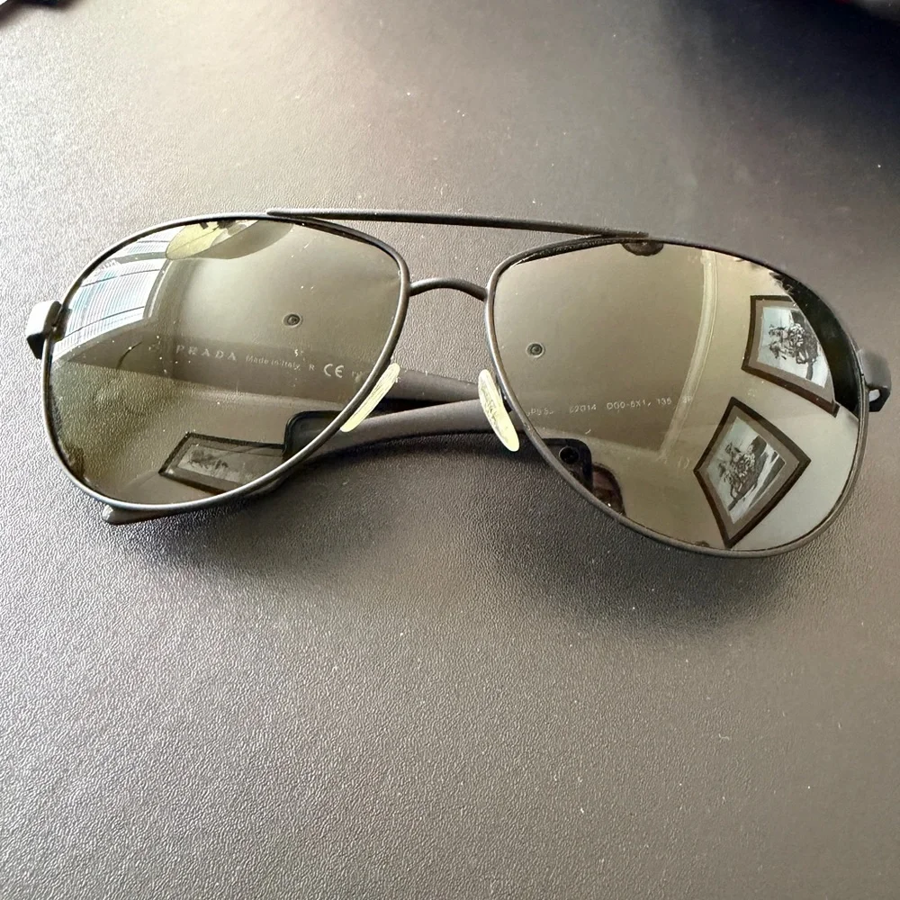 Prada Black Aviator Sunglasses with Dark Gray Lenses
